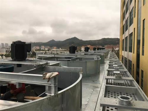全鋼冷卻塔出現漏水現象如何處理？